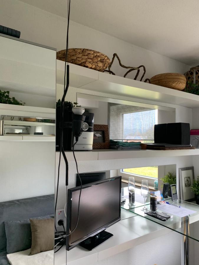 Micro-Apartment In Seenaehe Fusslaeufig Zum See:)) Енінген Екстер'єр фото